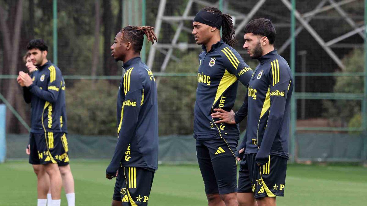 Fenerbahçe, Galatasaray Derbisinin Hazırlıklarına Başladı