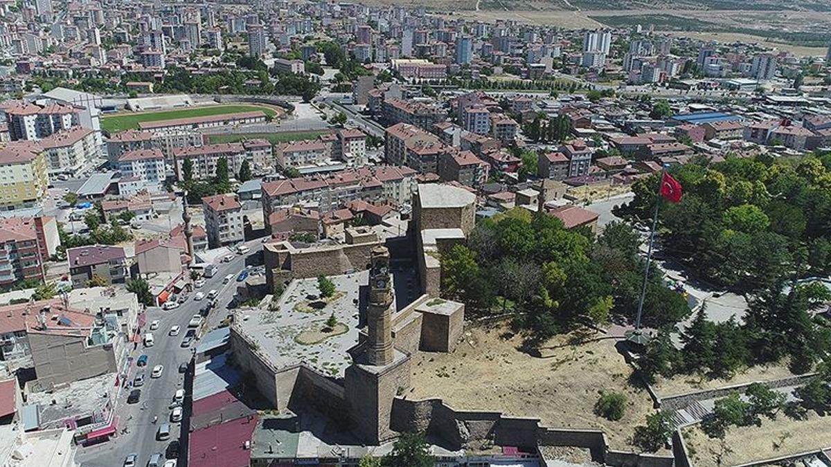 Adapazarı Şeker Fabrikası'nda 73 Yıllık Üretim Bitti: Pancar Üreticileri ve Çalışanlar Endişeli